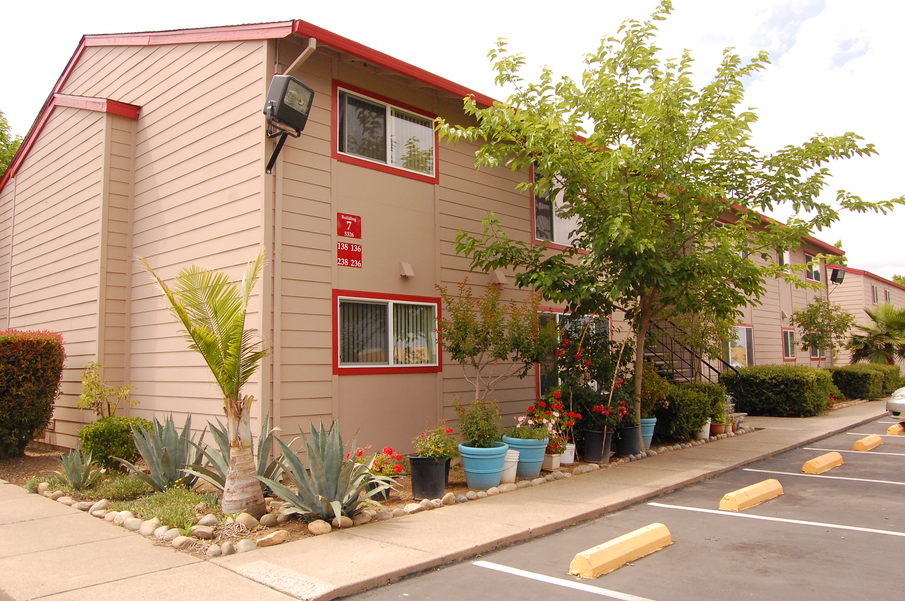 MUTUAL HOUSING AT FOOTHILL FARMS
