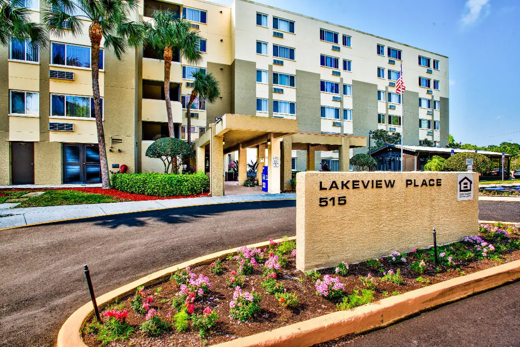LAKEVIEW PLACE