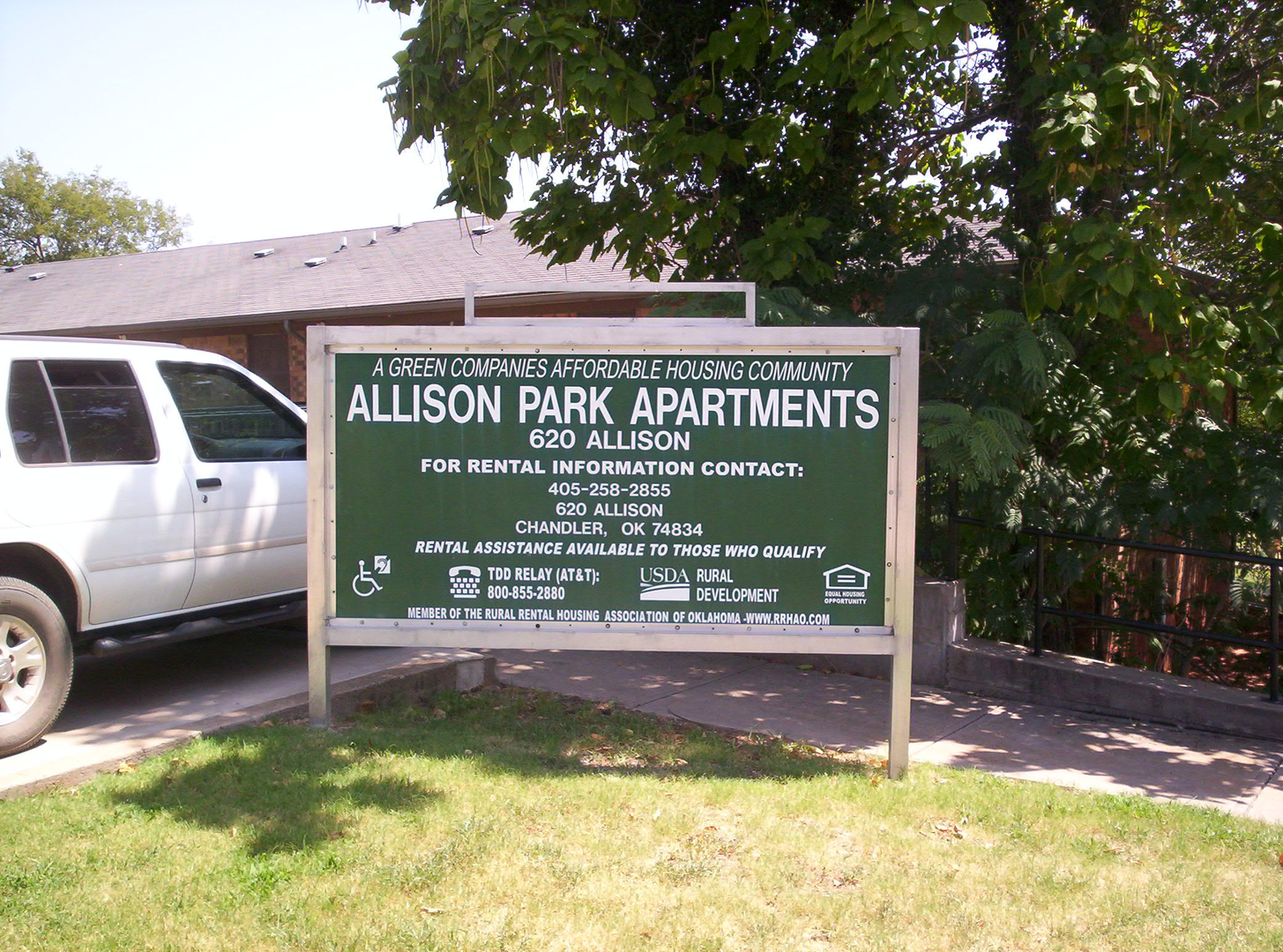 ALLISON PARK APARTMENTS
