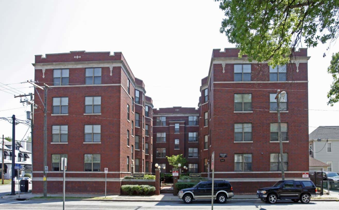COLONIAL HALL APARTMENTS