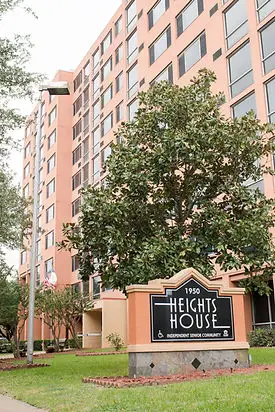 HEIGHTS HOUSE APARTMENTS