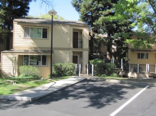 SHANNON BAY APARTMENTS