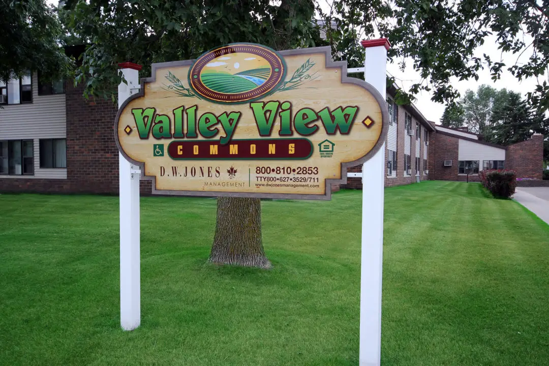 VALLEY VIEW COMMONS