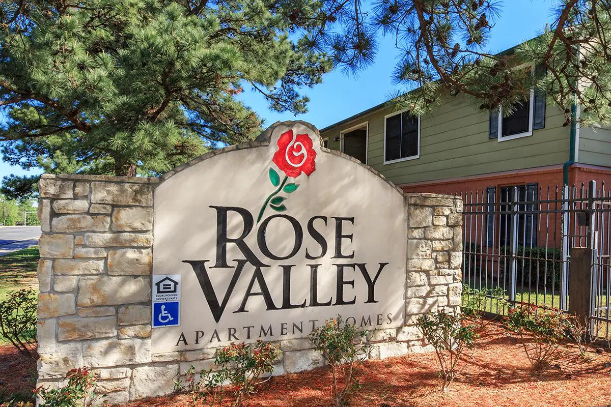 ROSE VALLEY APARTMENTS