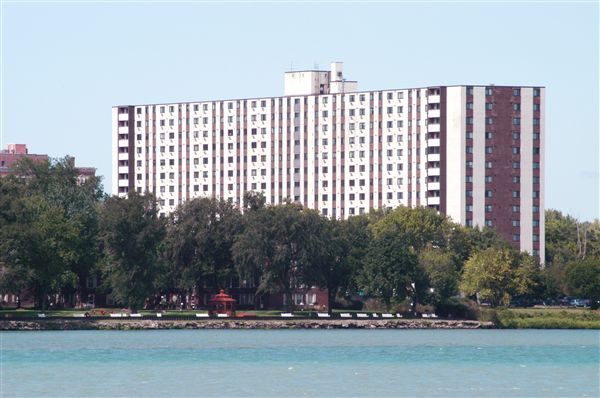 RIVER TOWERS