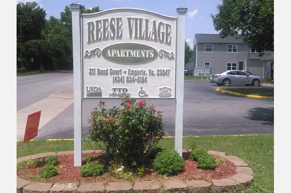 REESE VILLAGE APARTMENTS