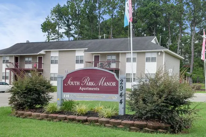 SOUTH PARK MANOR APARTMENTS
