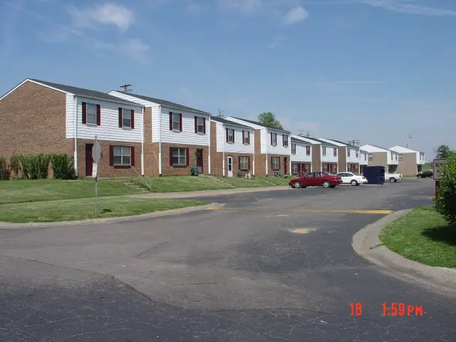WOODSVIEW APARTMENTS