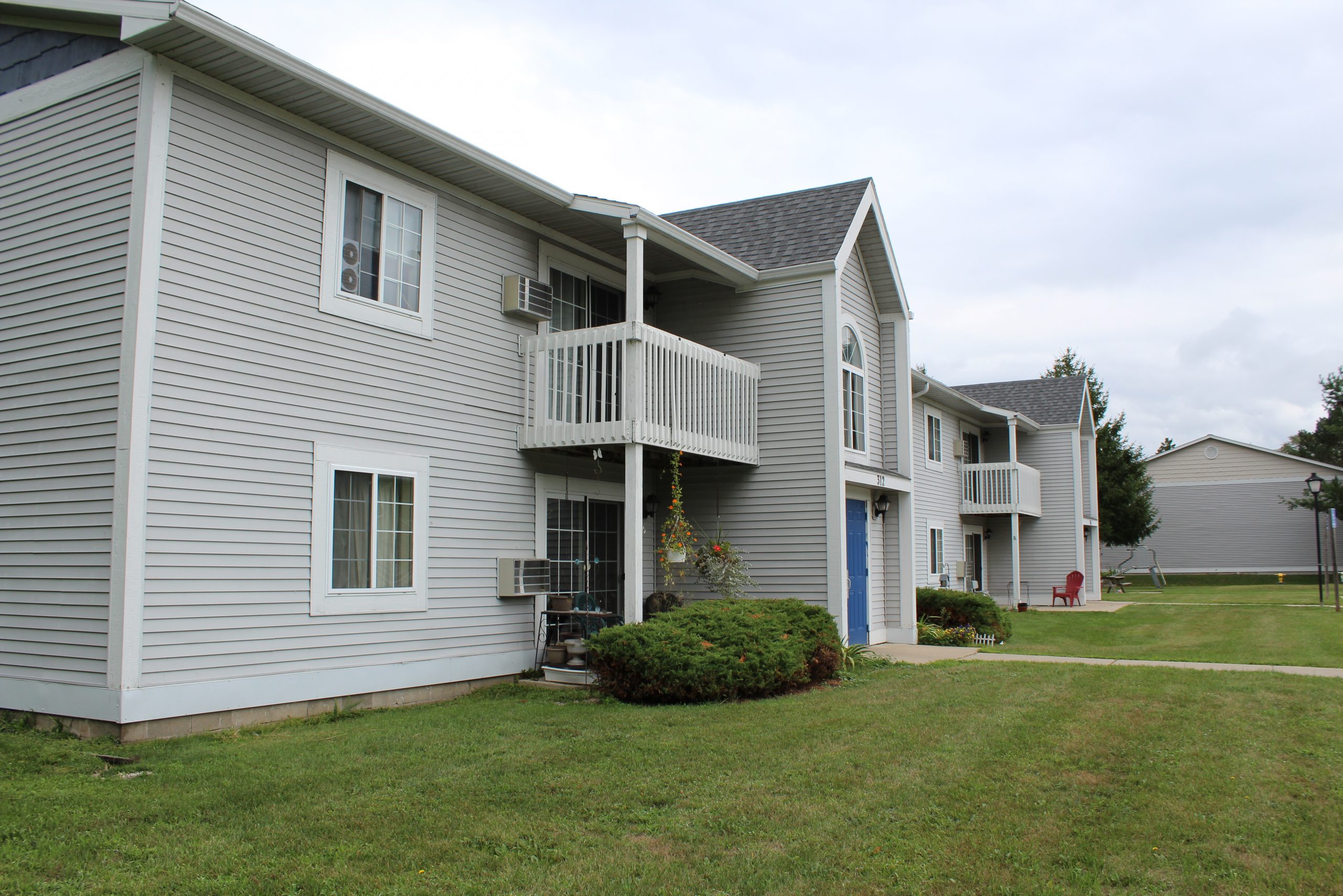 COLONEY JUNCTION APARTMENTS