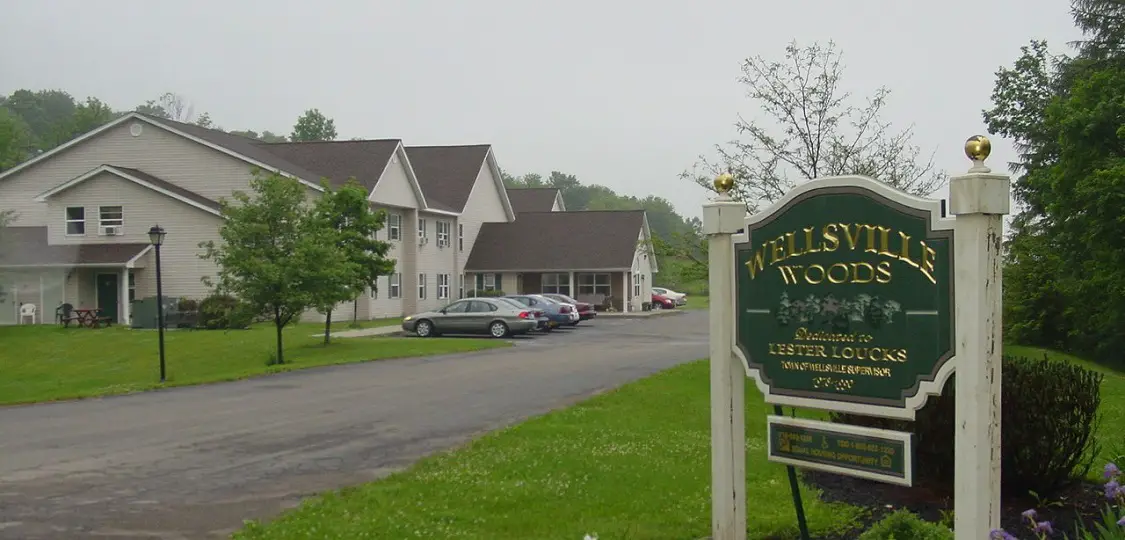 WELLSVILLE WOODS APARTMENTS