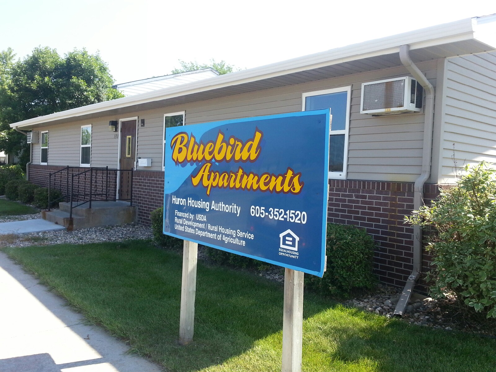 BLUEBIRD APARTMENTS
