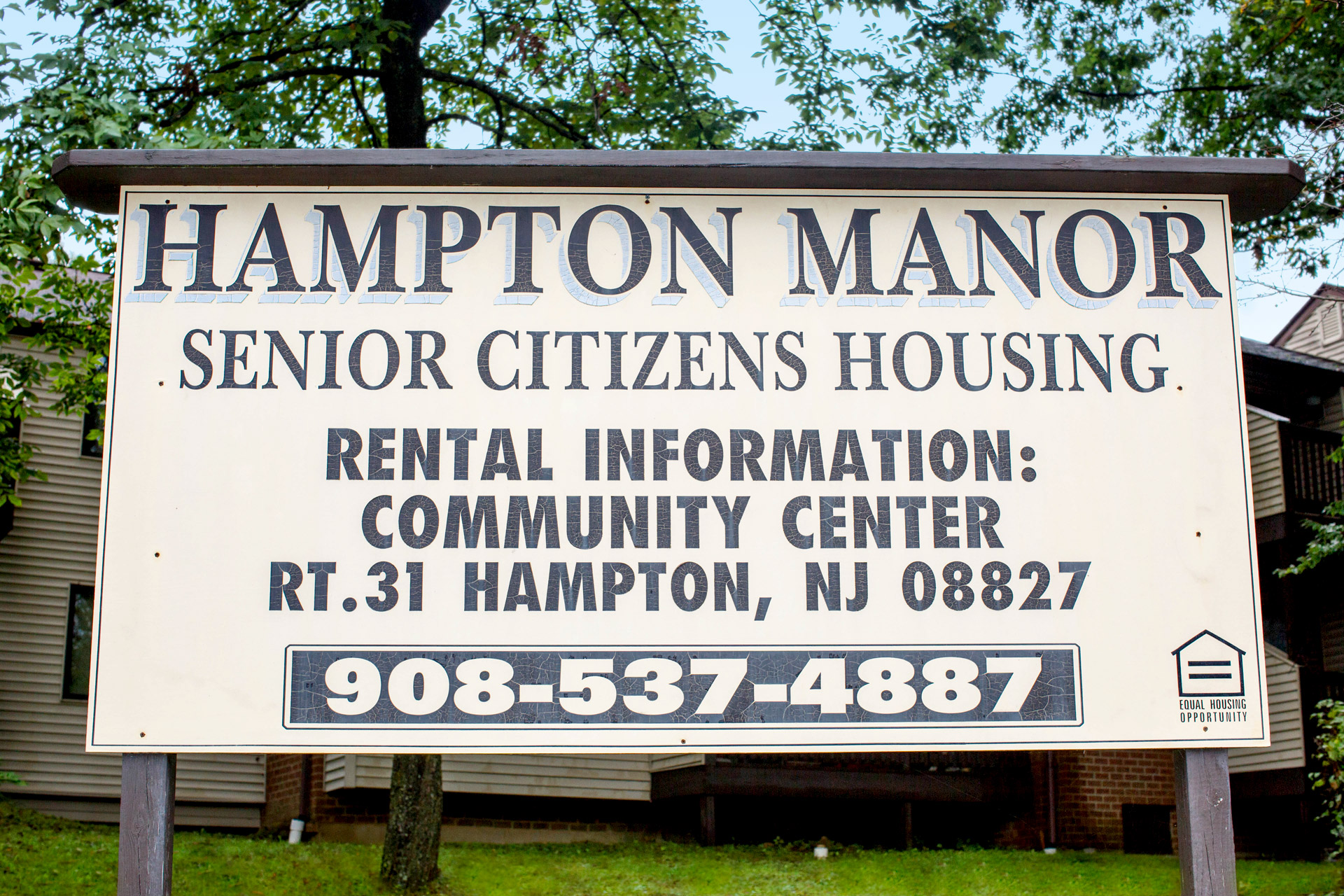 HAMPTON MANOR
