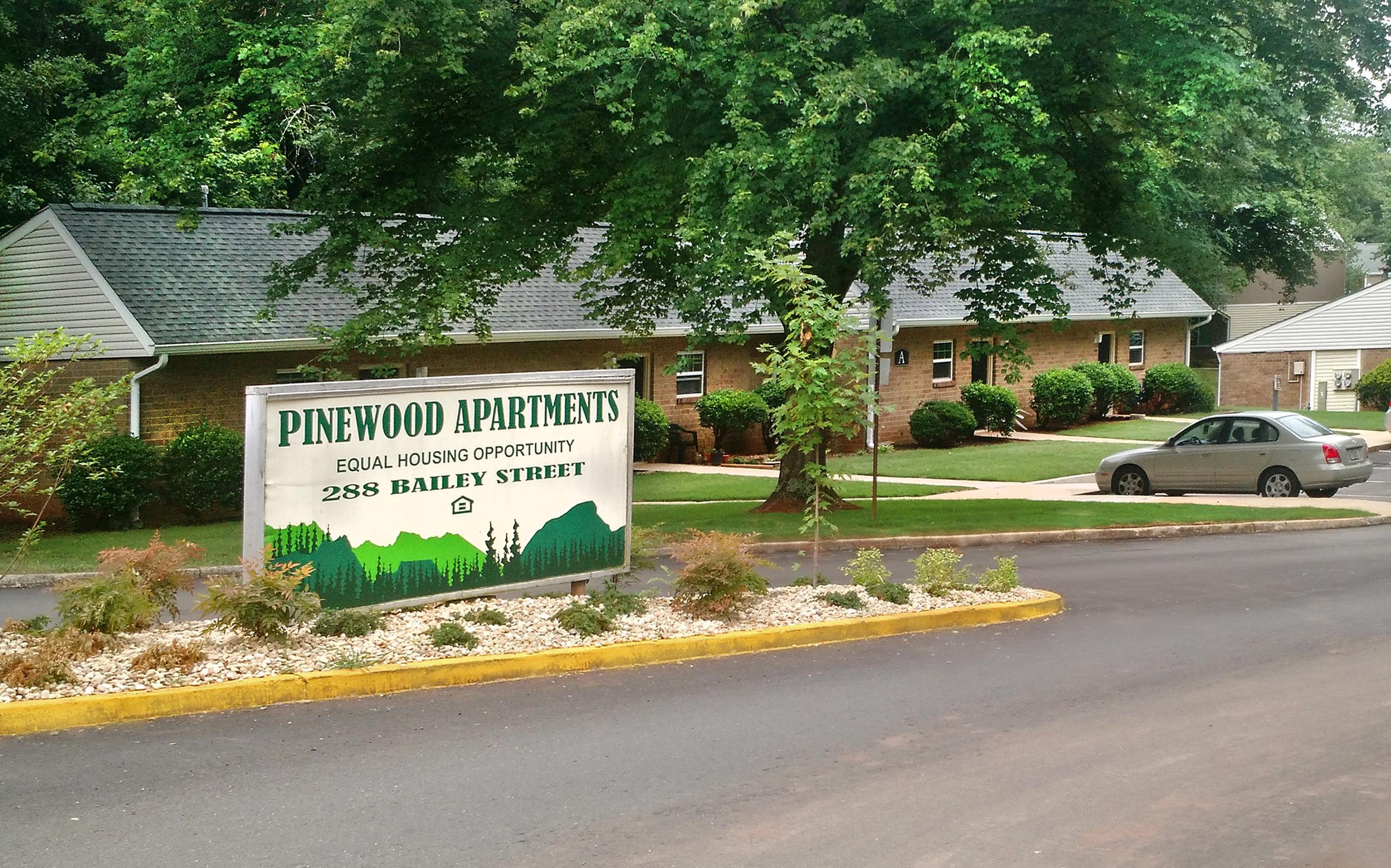 Pinewood Apartments | Athens GA Subsidized, Low-Rent Apartment