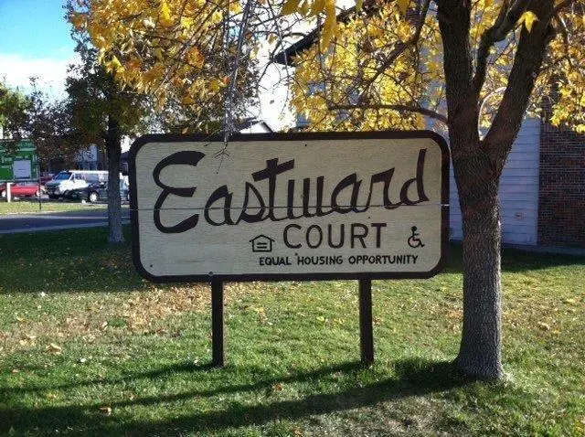 EASTWARD COURT APARTMENTS