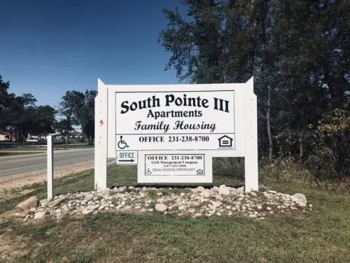 SOUTH POINTE III APARTMENTS