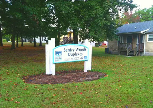 SENTRY WOODS APARTMENTS