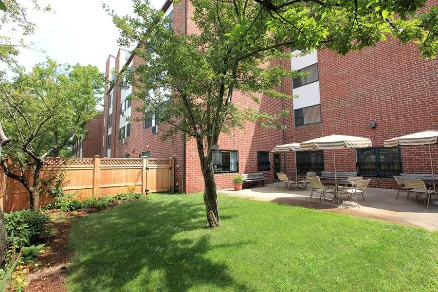 WOODBOURNE APARTMENTS