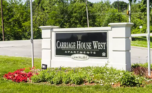 CARRIAGE HOUSE WEST IV