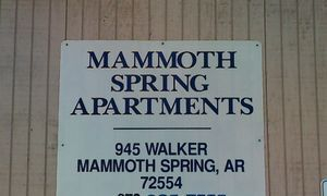 MAMMOTH SPRING APARTMENTS