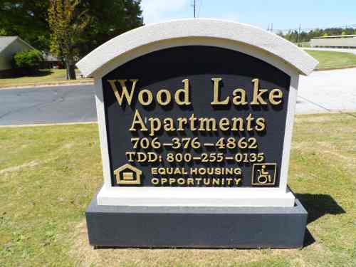 WOOD LAKE APARTMENTS