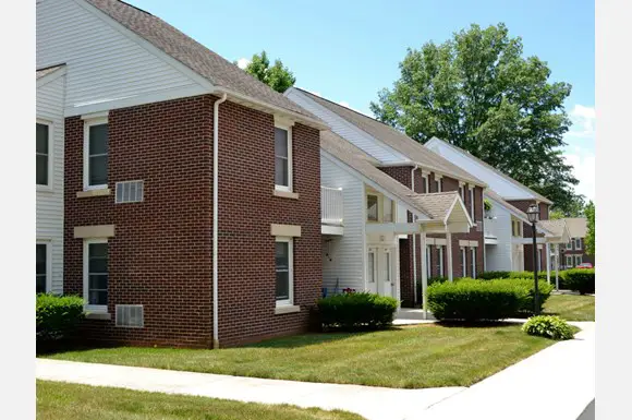 OXFORD MANOR APARTMENTS