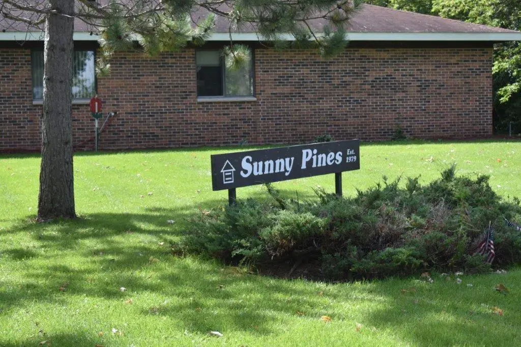 SUNNY PINES APARTMENTS
