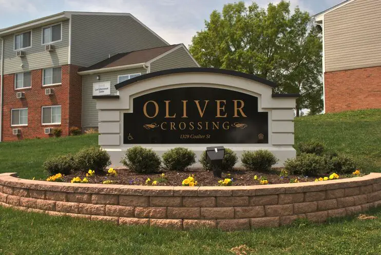 OLIVER CROSSING APARTMENTS