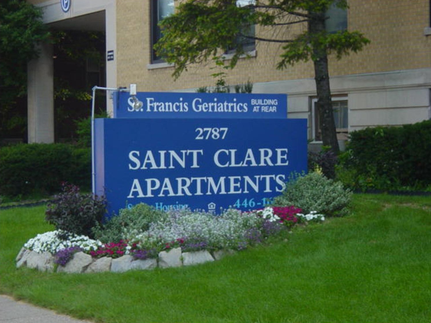 ST. CLARE APARTMENTS