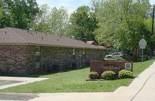 SOUTHLAWN APARTMENTS