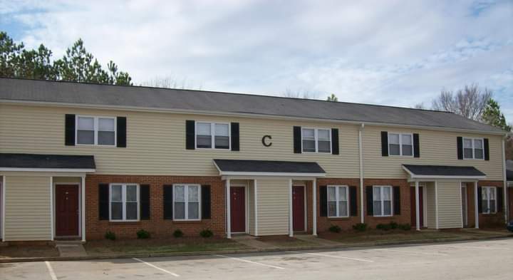 CHESTER TOWNHOUSES II