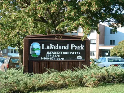 LAKELAND PARK APARTMENTS