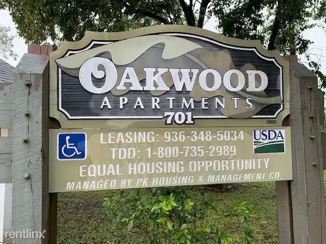 OAKWOOD APARTMENTS