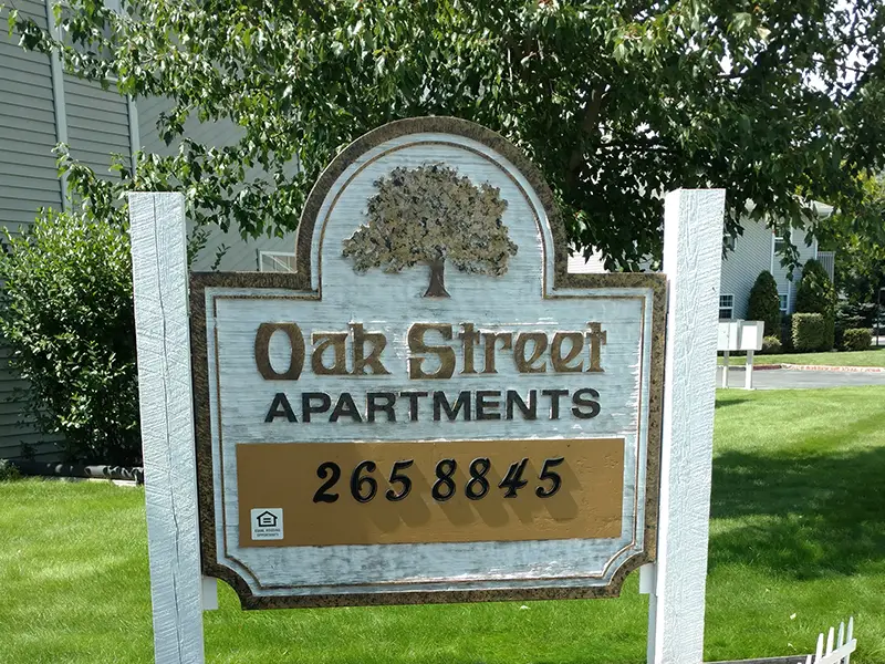 OAK STREET APARTMENTS