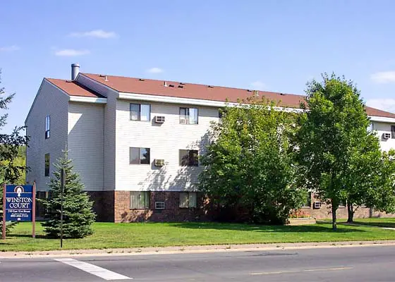 WINSTON COURTS APARTMENTS