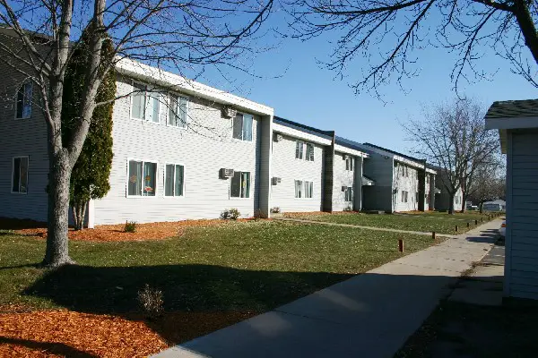 GOLF VIEW APARTMENTS