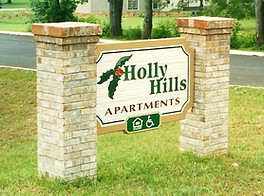 HOLLY HILLS APARTMENTS