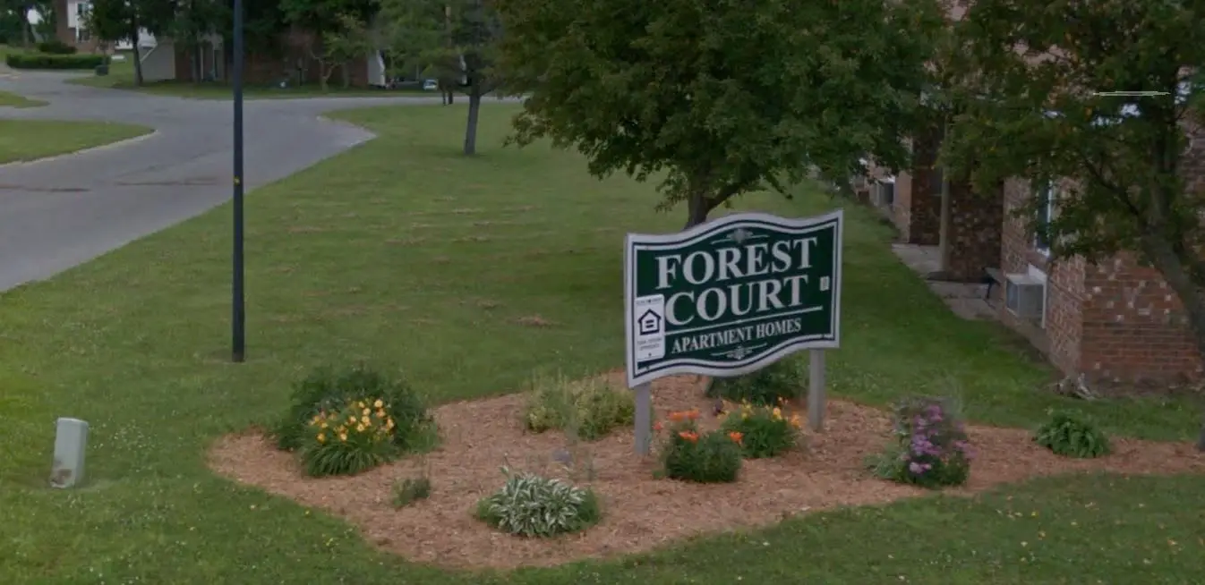 FOREST COURT APARTMENTS