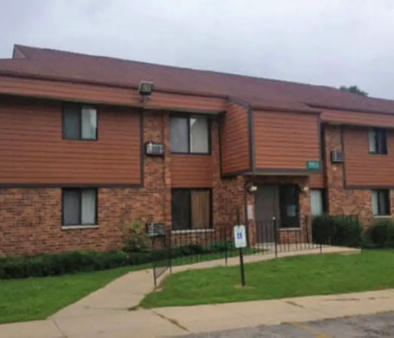 SILVER SPRING SQUARE APARTMENTS