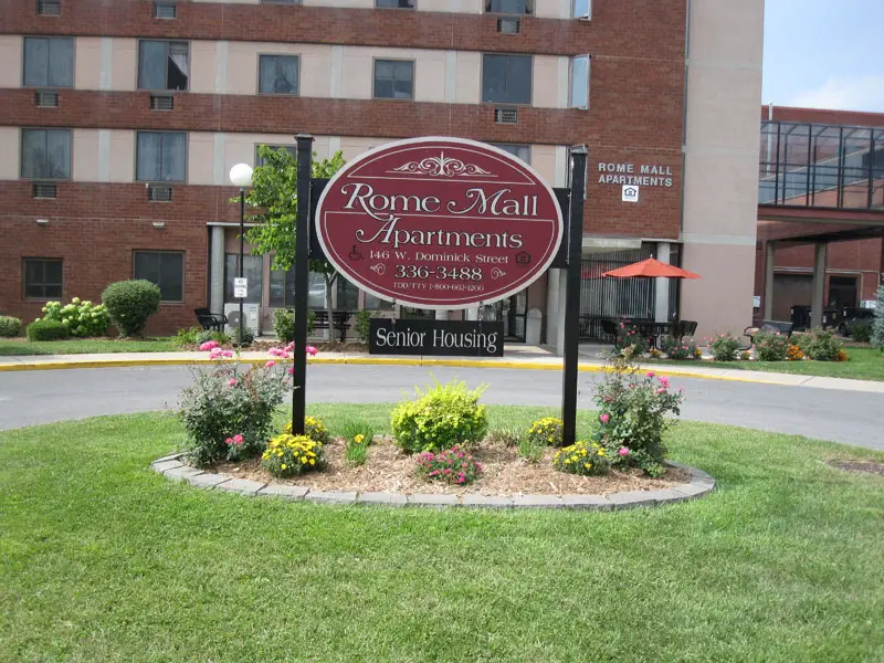 ROME MALL APARTMENTS