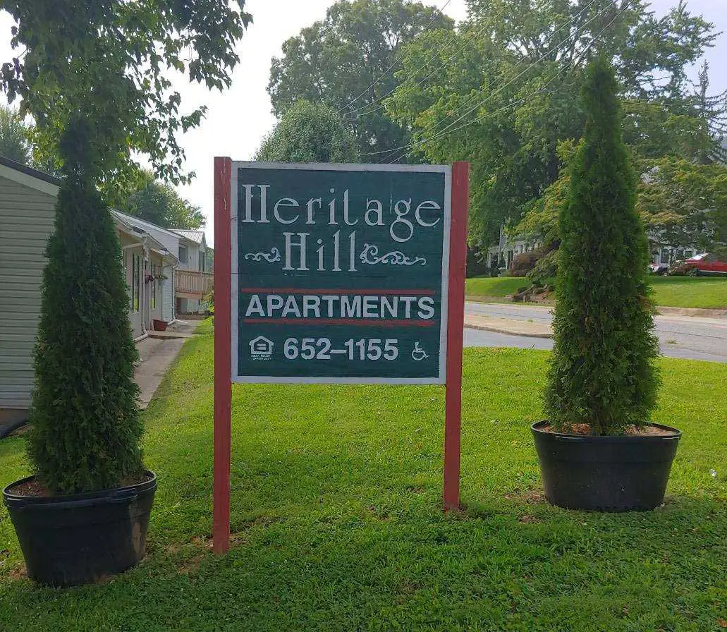 HERITAGE HILL APARTMENTS