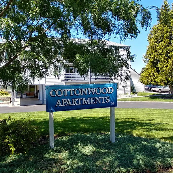 COTTONWOOD I APARTMENTS